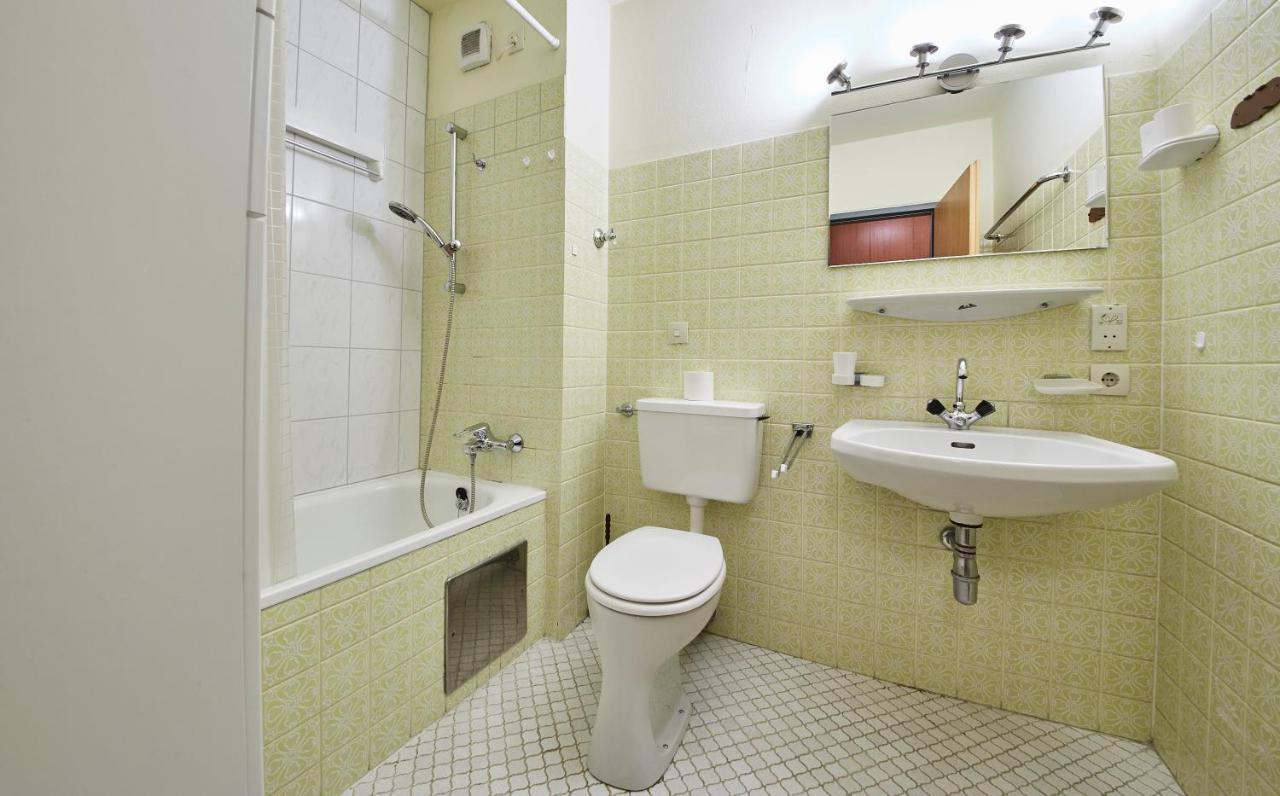 Apartment Homely *